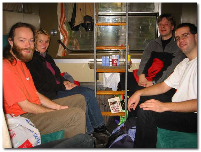 Nisse, Cicci, Tomas och jag i tågkupén