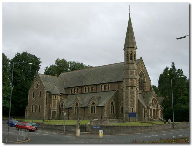 Modernare kyrka i Jedburgh