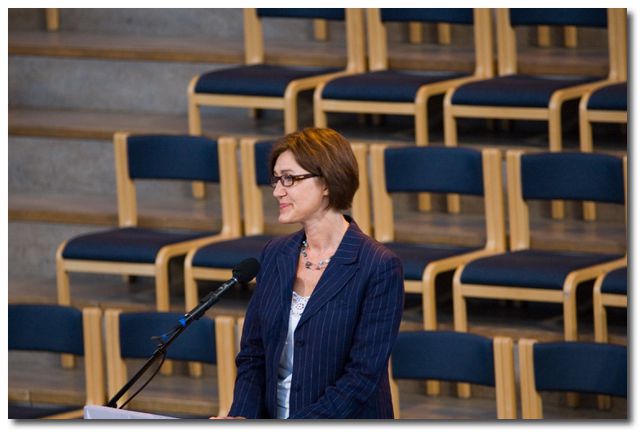 Universitetslektor Helena Hemmingsson talar till arbetsterapeuterna